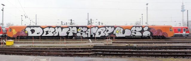 Graffiti Train in HAMBURG - Photo by snaqq - bk