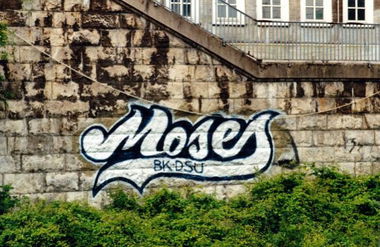 Graffiti Wall in HAMBURG - Photo by snaqq - moses, bk, dsu