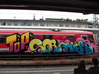 Graffiti Train - Photo by snaqq - top, sprayer, moses