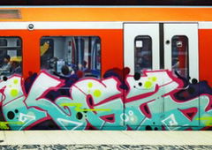Graffiti Train in hamburg - Photo by snaqq - kgz, bk