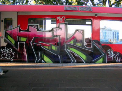 Graffiti Train - Photo by snaqq - Teck, bk, Kgz