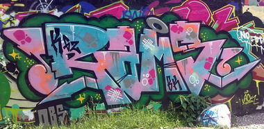 Graffiti Wall - Photo by snaqq - Rams, bk, kgz