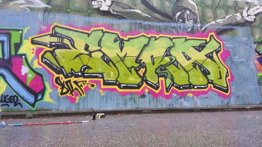 Graffiti Wall - Photo by snickers - srf (2015)