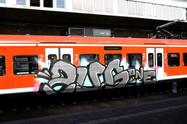 Graffiti Train - Photo by solaplexus - Zug, one