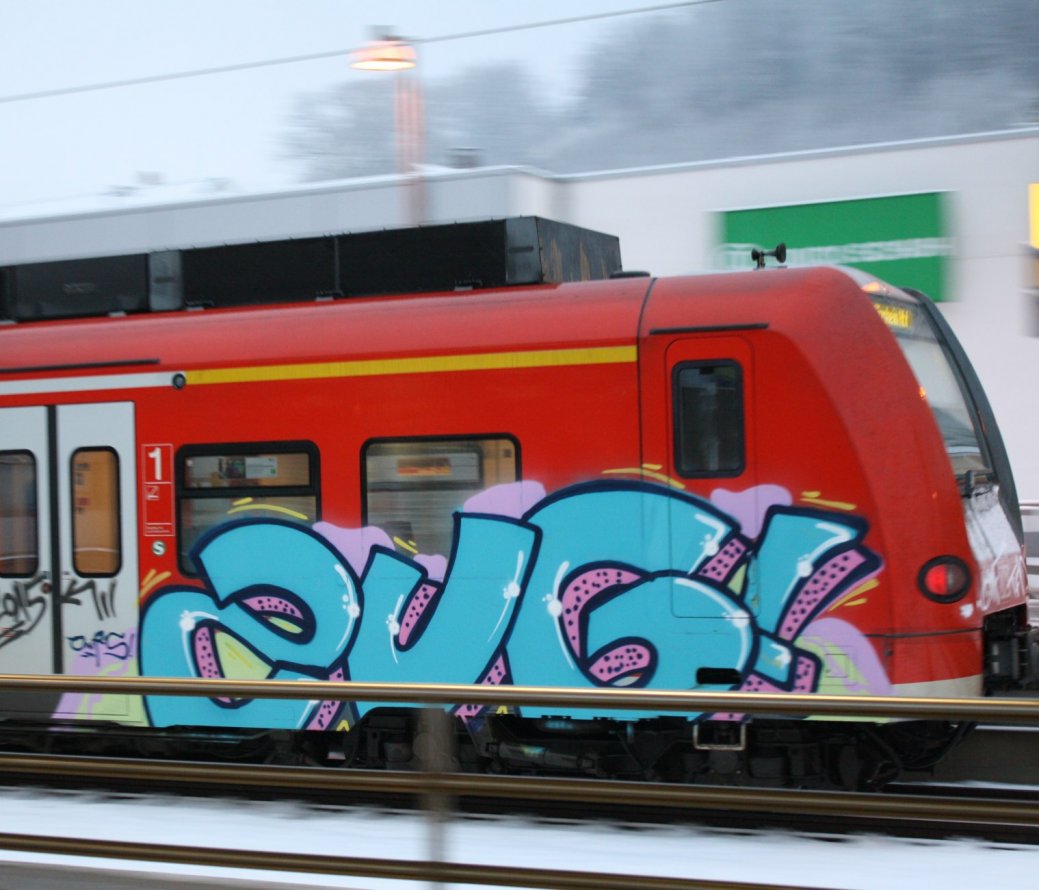 Graffiti Train - Photo by solaplexus - zug
