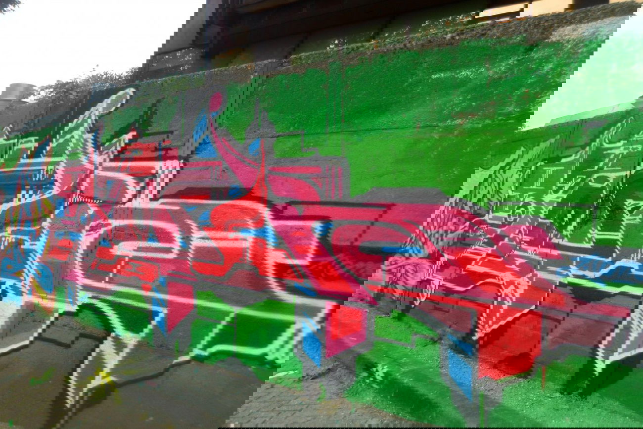 Graffiti Wall - Photo by somer