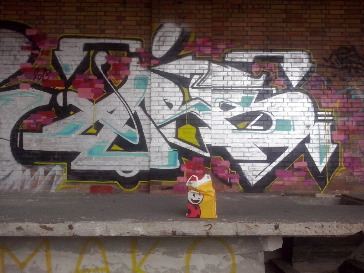 Graffiti Wall - Photo by somer