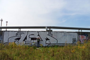 Graffiti Wall - Photo by somer