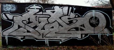 Graffiti Wall - Photo by somer