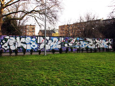 Graffiti Wall - Photo by somer