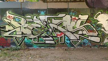 Graffiti Wall - Photo by somer