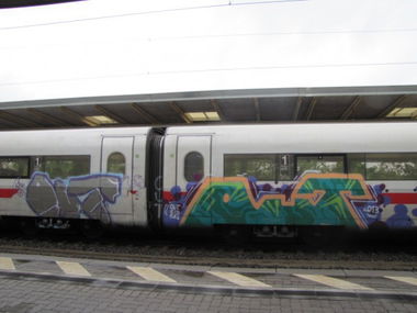 Graffiti Train in Brunswick - Photo by sonderkomission - ICE, Out (2013)