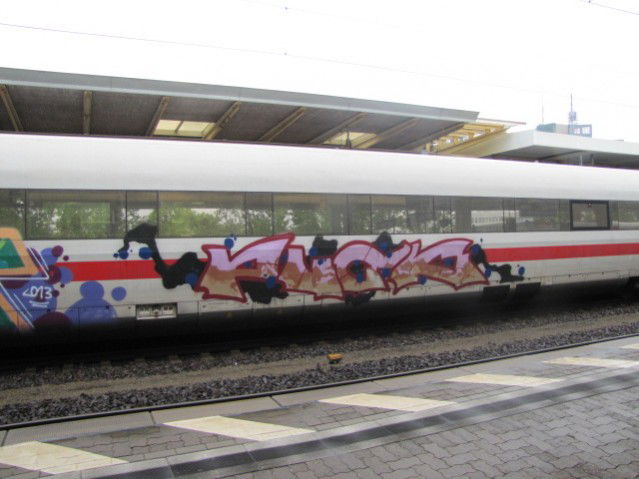 Graffiti Train in Brunswick - Photo by sonderkomission - ICE, Puck, Braunschweig (2013)