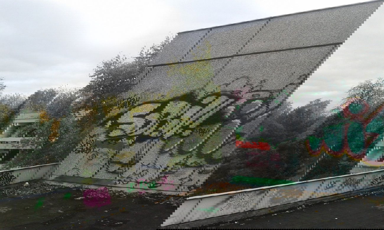 Graffiti Bombing - Photo by sorrie - sorry, pankow