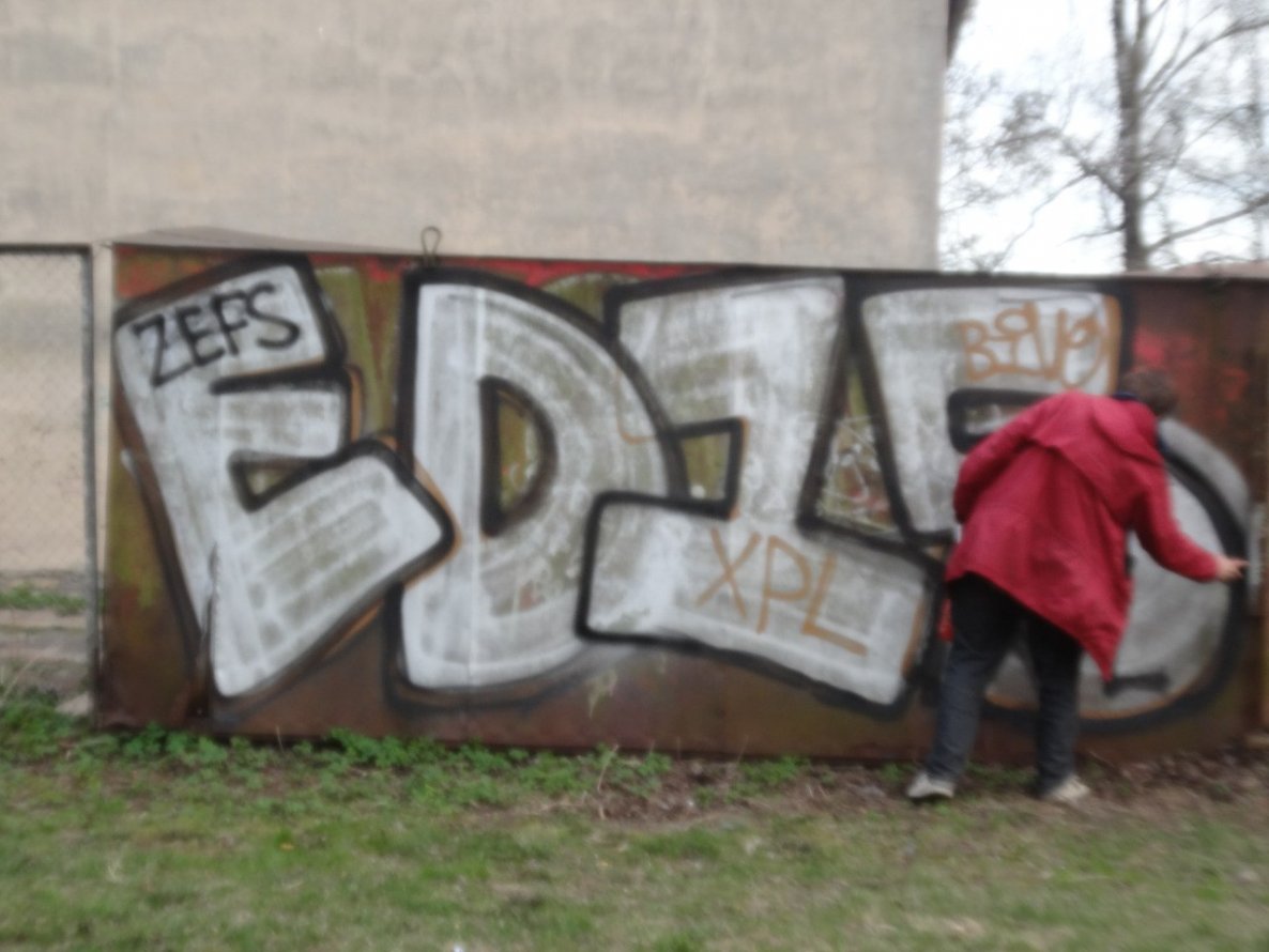 Graffiti Bombing - Photo by sosimple