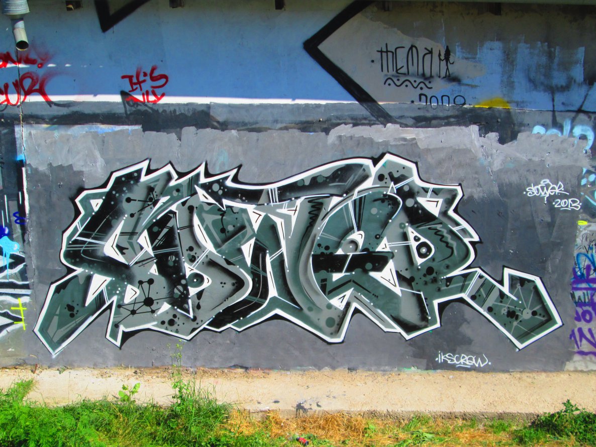 Graffiti Wall - Photo by sower - sower (2013)