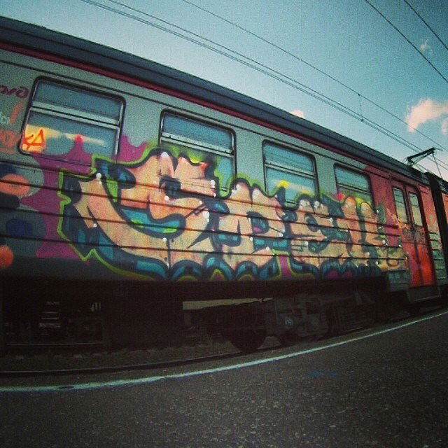 Graffiti Train - Photo by spek1trmcrew (2014)