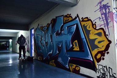 Graffiti Wall - Photo by spen (2014)