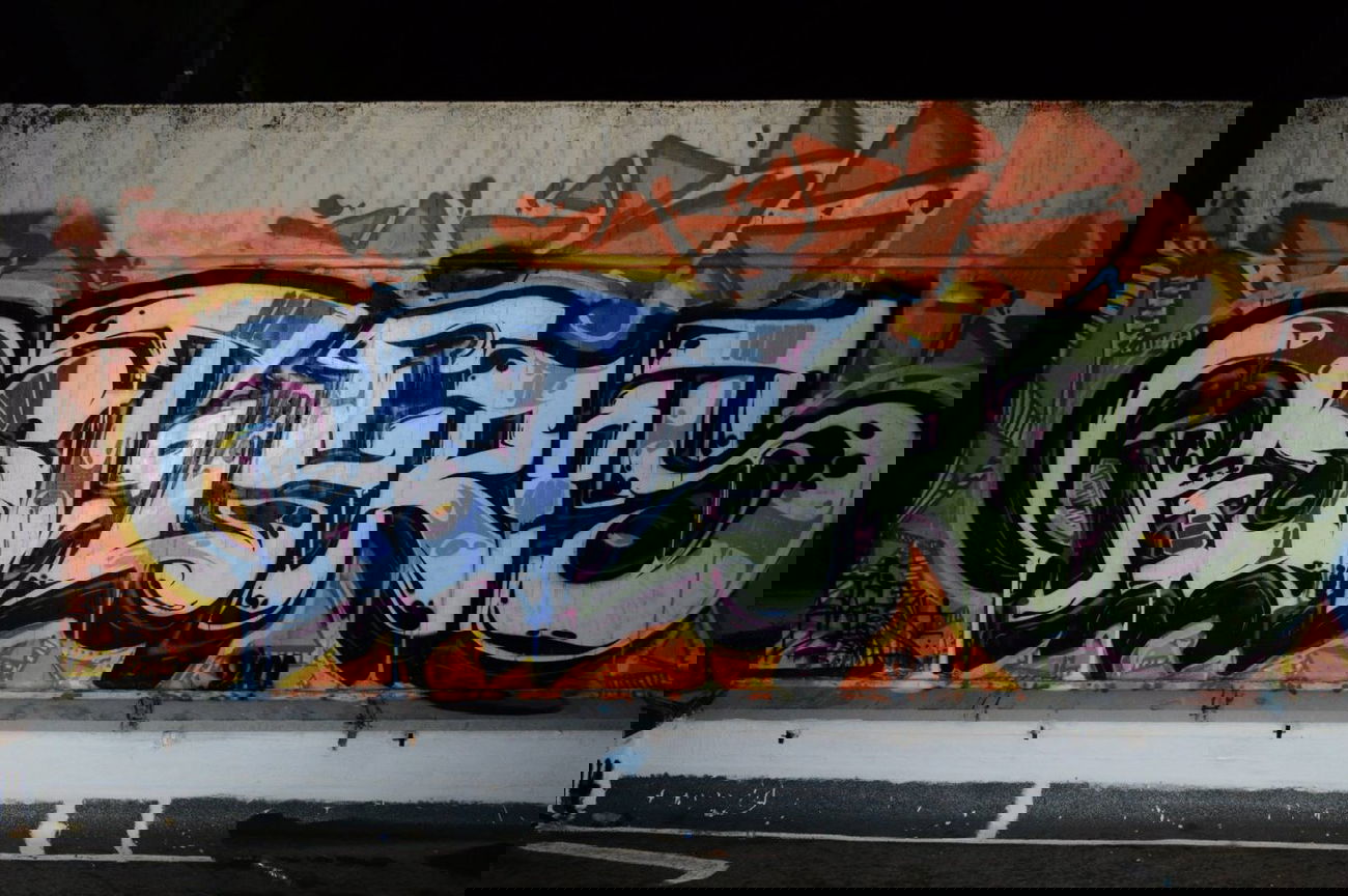 Graffiti Wall - Photo by spen