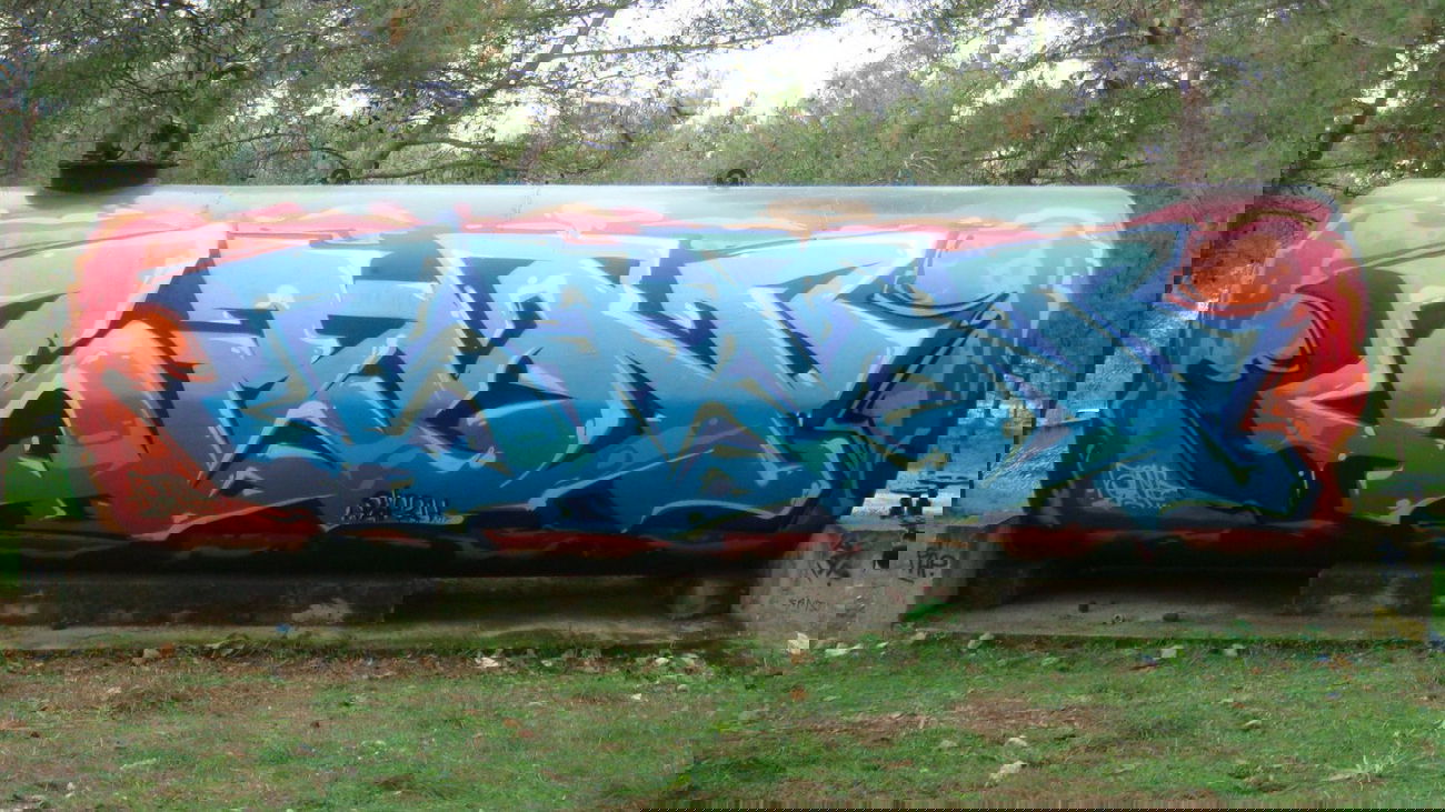 Graffiti Artwork - Photo by spen