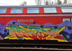 Graffiti Train - Photo by spenda - spenda, asc, crew