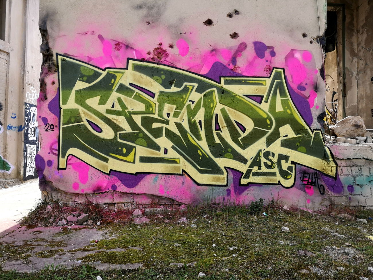 Graffiti Wall - Photo by spenda - asc, spenda, graffiti (2020)