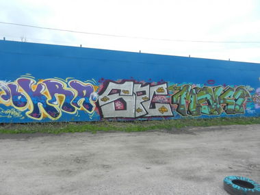 Graffiti Wall - Photo by spicer (2013)