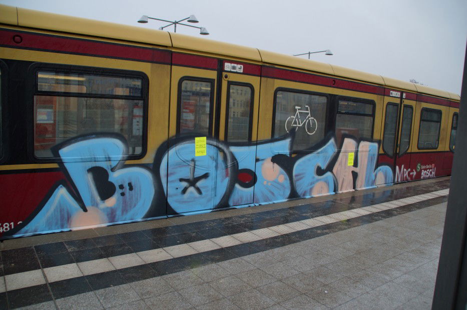 Graffiti Train in Berlin - Photo by spiegelreflex - bosch (2013)