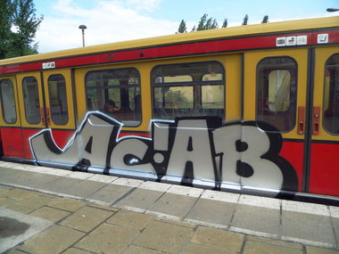 Graffiti Wall - Photo by spiegelreflex