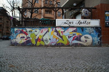 Graffiti Wall in Berlin - Photo by spiegelreflex - mok, 156, nhs