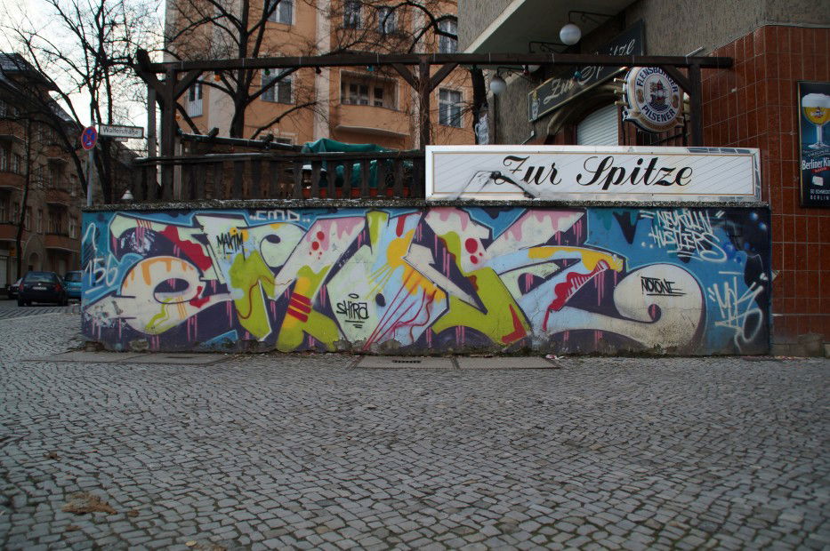 Graffiti Wall in Berlin - Photo by spiegelreflex - mok, 156, nhs