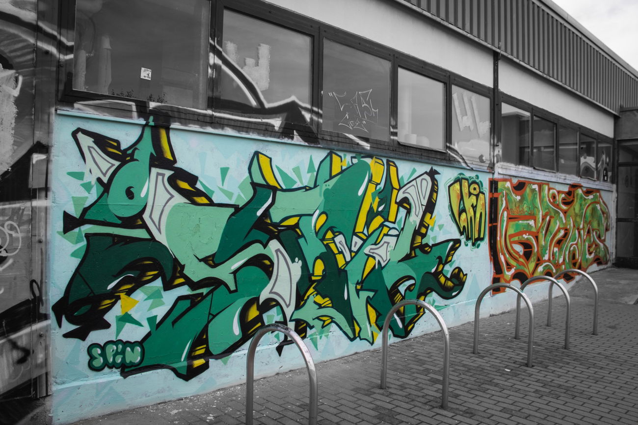 Graffiti Wall - Photo by spin (2015)