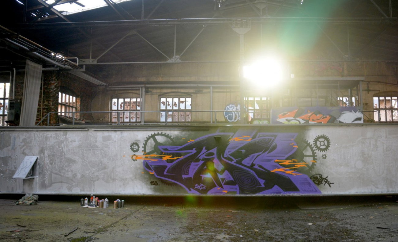 Graffiti Wall - Photo by spoare153 - time, spoare (2015)