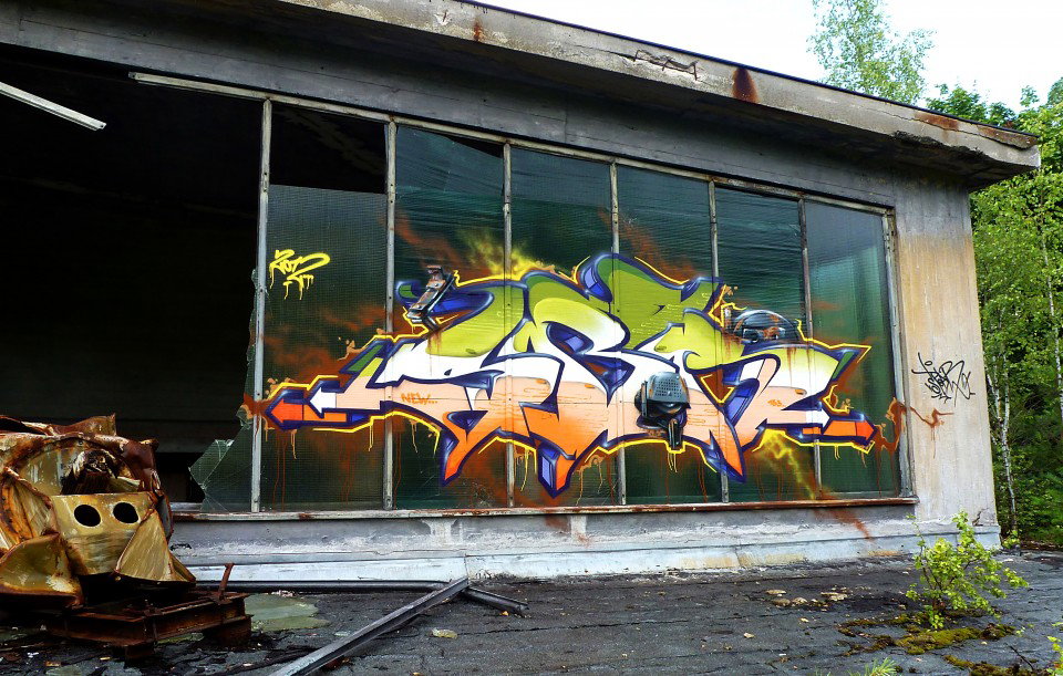 Graffiti Wall in Germany - Photo by spoare153 - spoare, spoare153, new (2012)