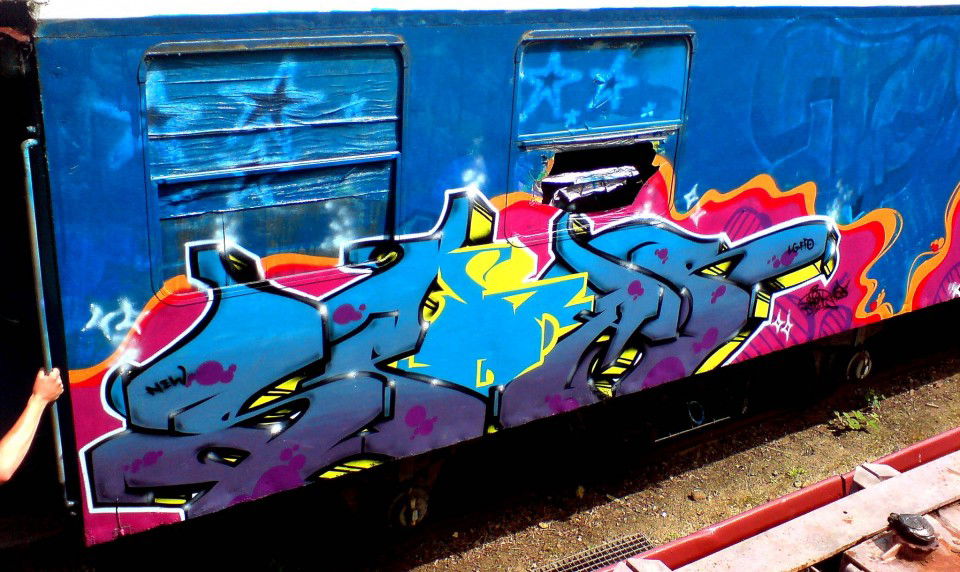 Graffiti Train - Photo by spoare153 - spoare, spoare153, new (2010)