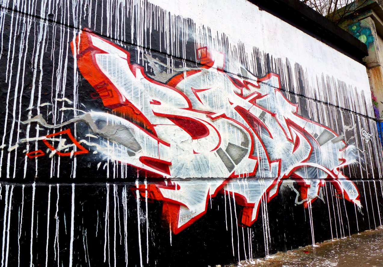Graffiti Wall in Frankfurt (Oder) - Photo by spoare153 - bam, spoare153 (2012)