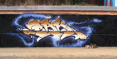 Graffiti Wall in Frankfurt (Oder) - Photo by spoare153 - bam, spoare153 (2011)