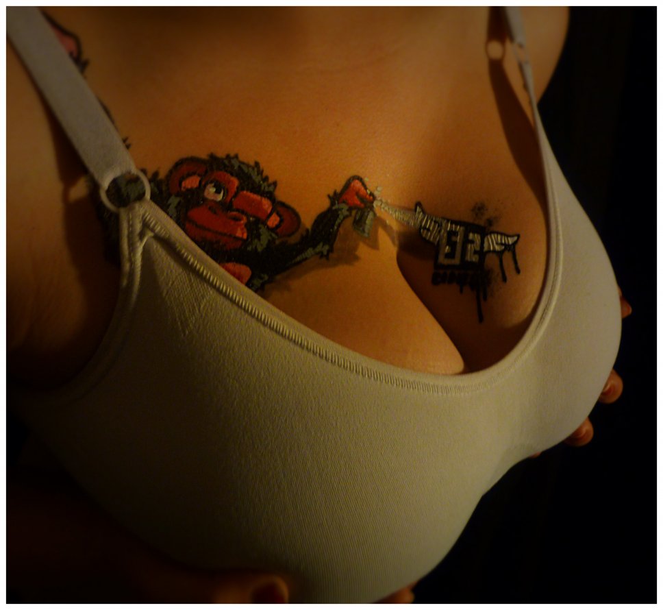 Graffiti Artwork in Frankfurt (Oder) - Photo by spoare153 - spoare153, monkes, 52bodies (2012)