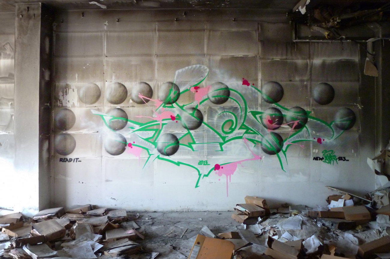 Graffiti Wall in Frankfurt (Oder) - Photo by spoare153 - brail, spor, spoare153 (2013)
