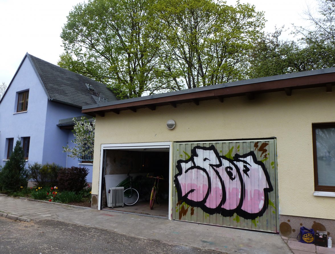 Graffiti Bombing in Erkner - Photo by spoare153 - spoa (2014)