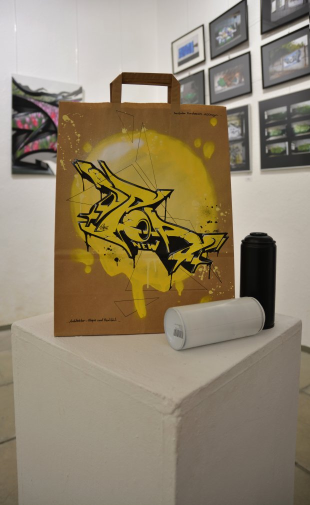 Graffiti Artwork - Photo by spoare153 - spoare153, spoa, bag (2014)