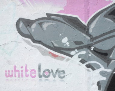 Graffiti Wall in Frankfurt (Oder) - Photo by spoare153 - white, love, detail (2013)
