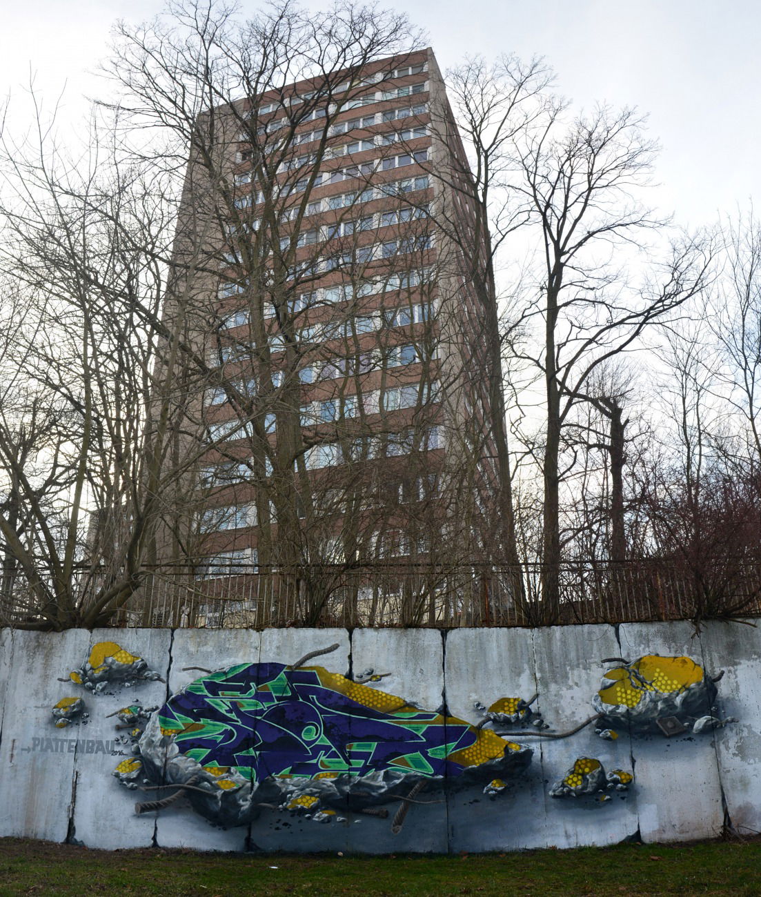 Graffiti Wall - Photo by spoare153 - spoare, spoa, 153 (2016)