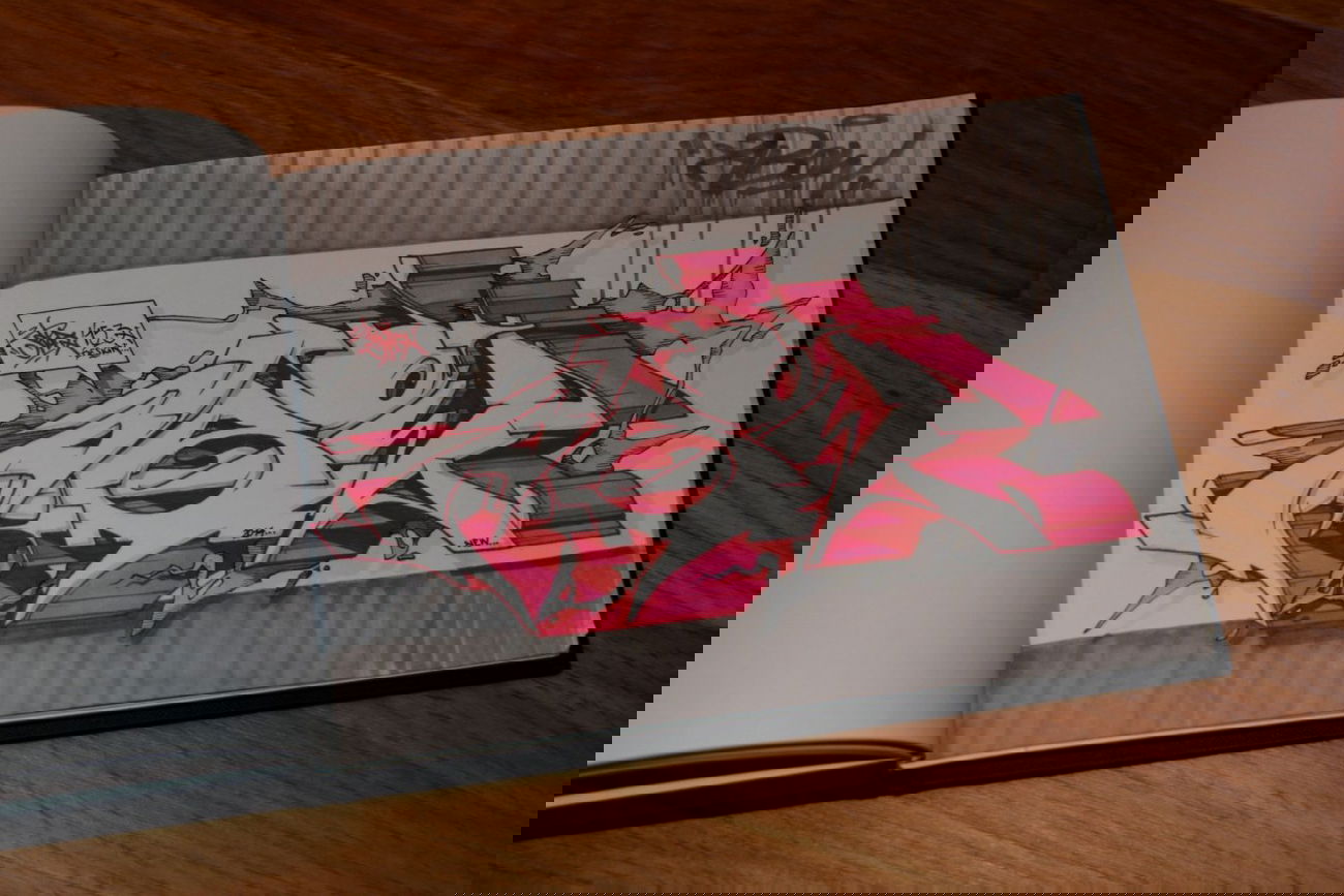 Graffiti Sketch - Photo by spoare153 - abow, spoare, 153 (2014)