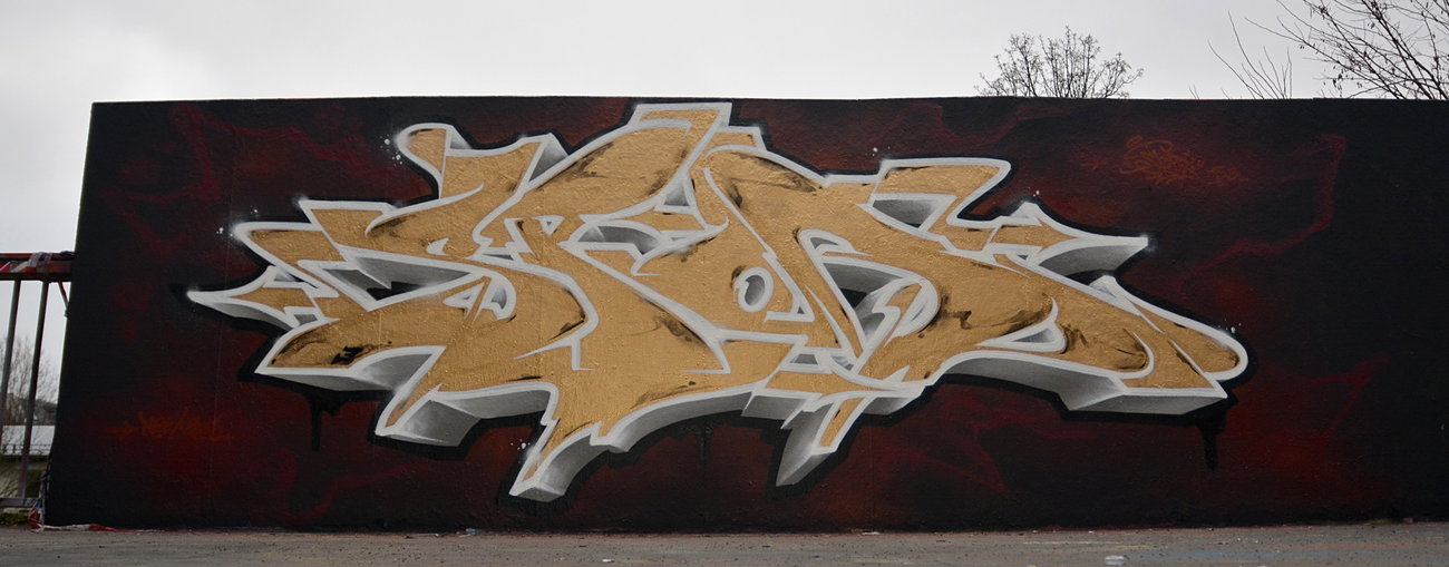 Graffiti Wall - Photo by spoare153 - goldenSpoa (2016)