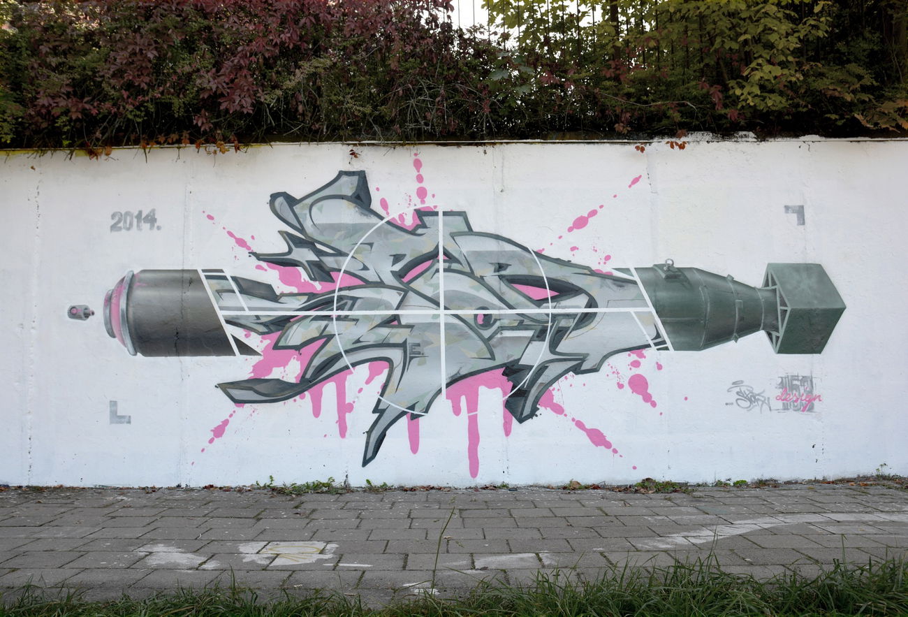 Graffiti Wall - Photo by spoare153 (2014)