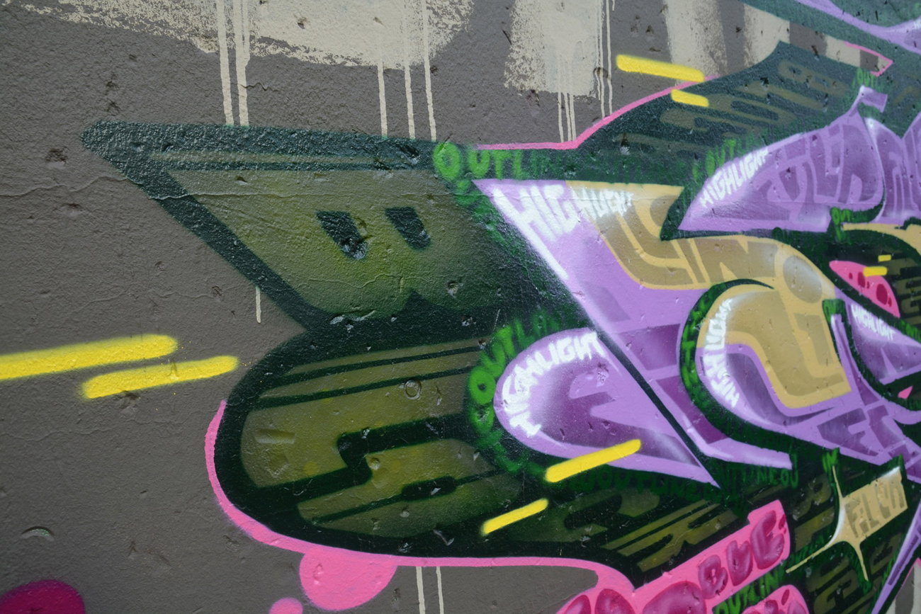 Graffiti Wall - Photo by spoare153