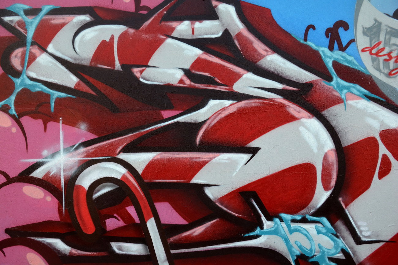 Graffiti Wall - Photo by spoare153 (2016)