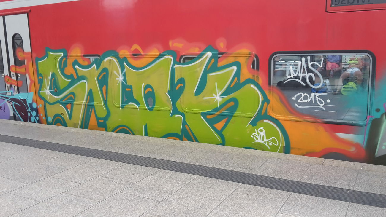 Graffiti Train in Dresden - Photo by spotter34 - snok (2015)