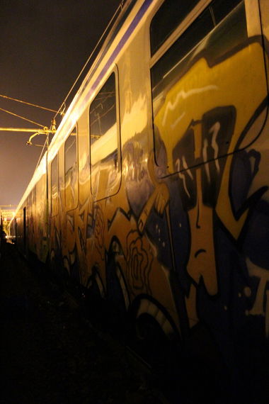 Graffiti Train - Photo by spotter34 - moek
